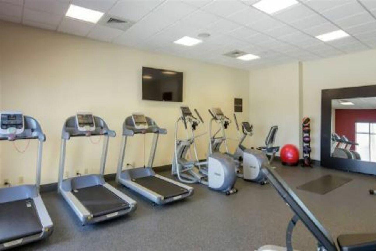Hilton Garden Inn Pascagoula Bagian luar foto