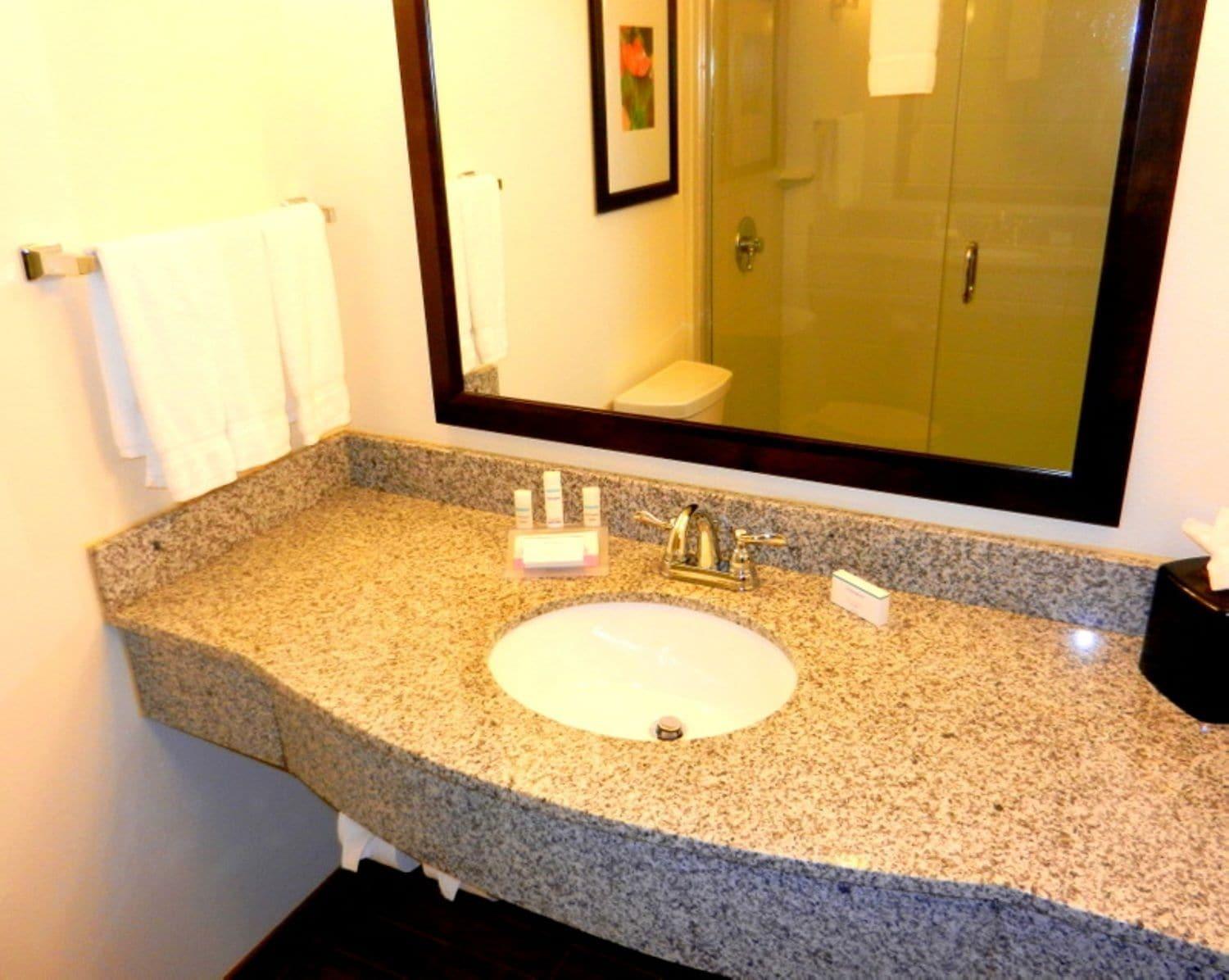 Hilton Garden Inn Pascagoula Bagian luar foto