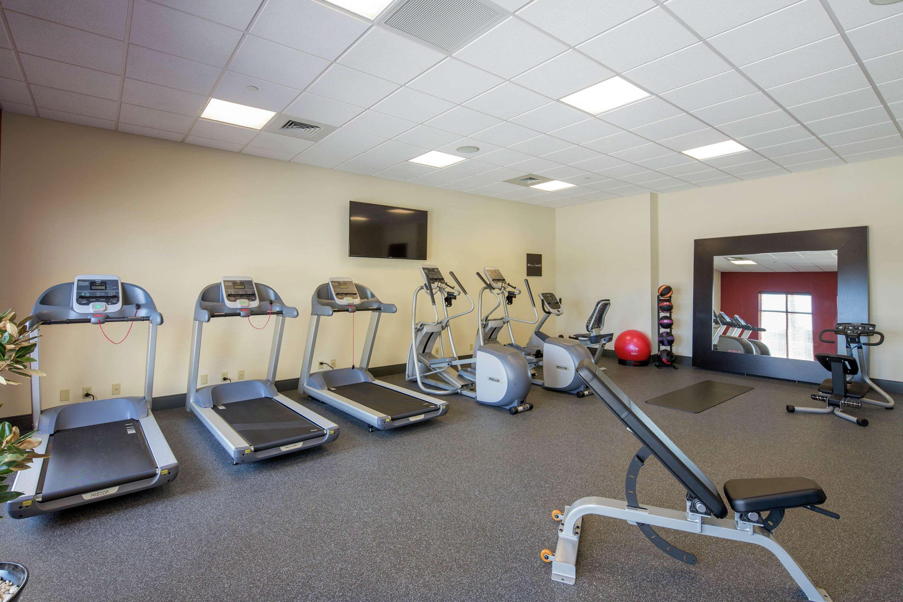 Hilton Garden Inn Pascagoula Bagian luar foto