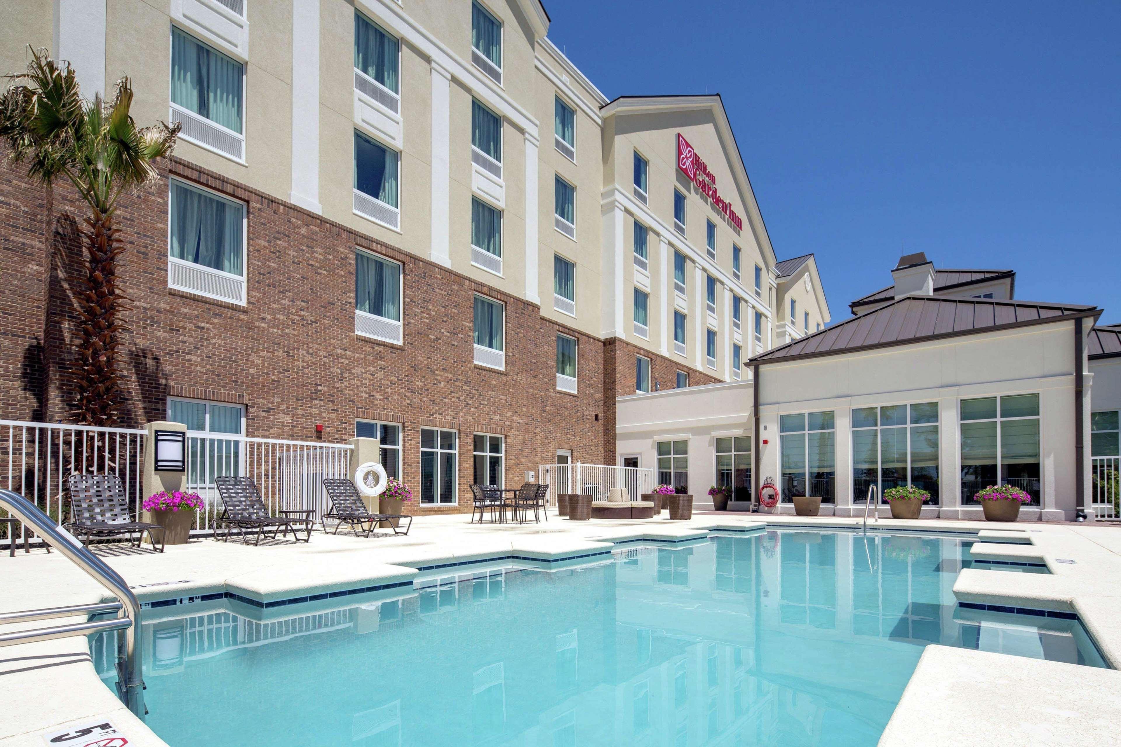 Hilton Garden Inn Pascagoula Bagian luar foto