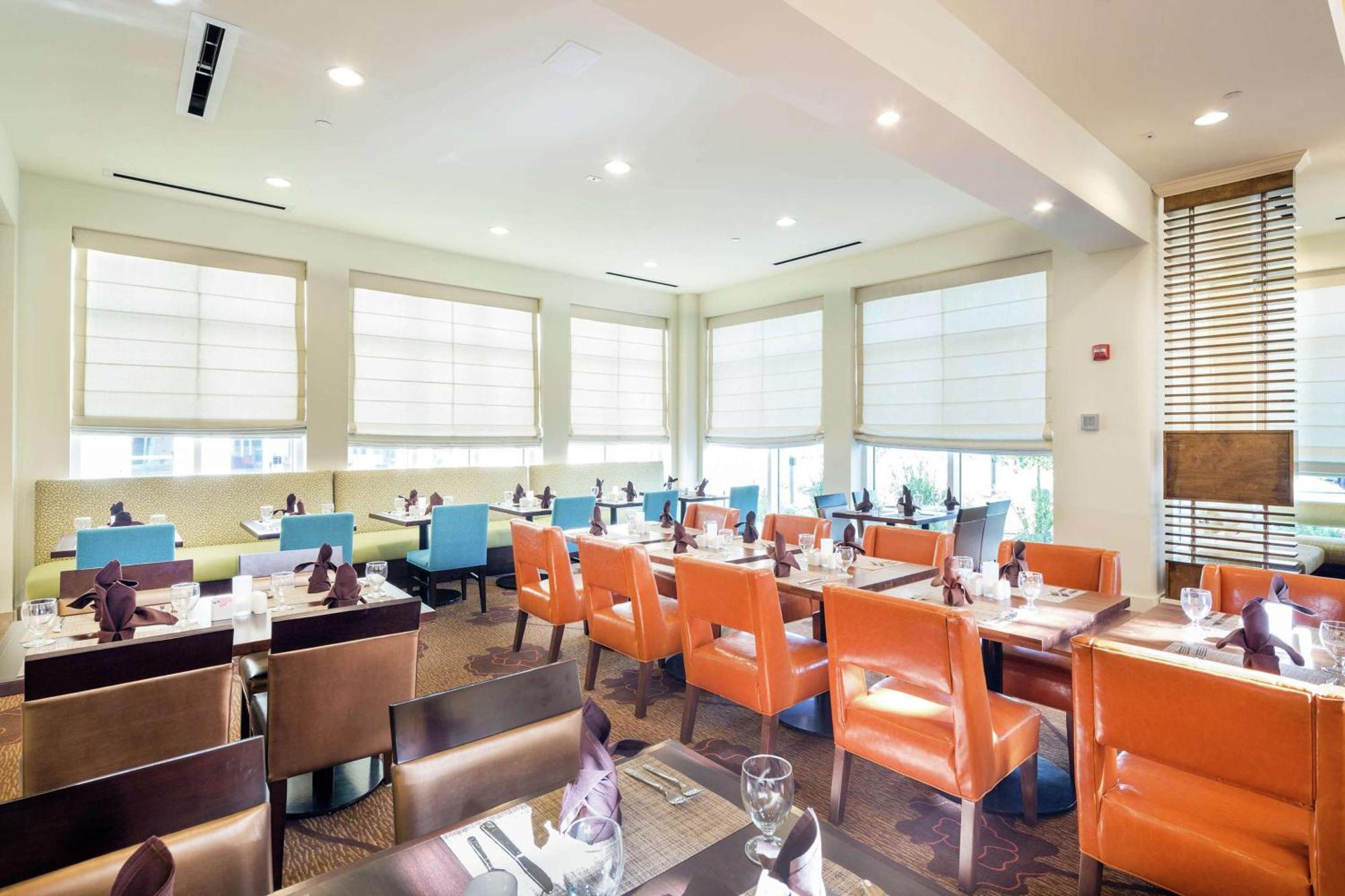 Hilton Garden Inn Pascagoula Bagian luar foto