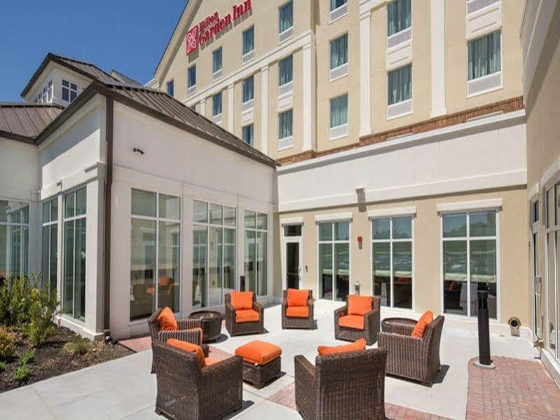 Hilton Garden Inn Pascagoula Bagian luar foto